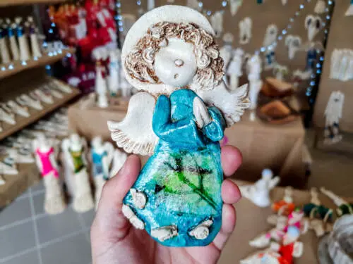 Figurka aniołka Marzyciel Art  -  10 x 7 cm figurka dekoracyjna