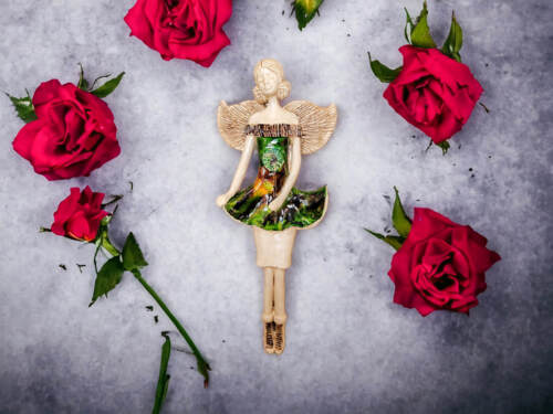 Anioł Theresa Art - brąz -  30 x 14 cm figurka dekoracyjna gipsowa