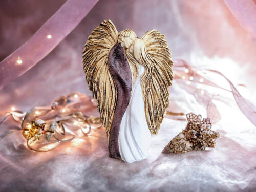 Zakochane Anioły - wiszące biało liliowe -  35 x 21 cm figurka dekoracyjna gipsowa