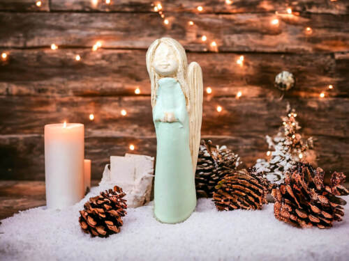 Anioł Słodziak - seledyn -  22 x 9 cm figurka dekoracyjna gipsowa