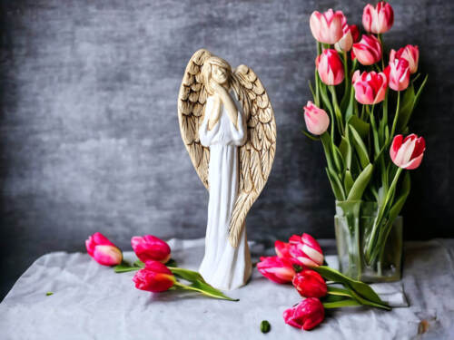 Anioł Gabriel - biały -  40 x 18 cm figurka dekoracyjna gipsowa