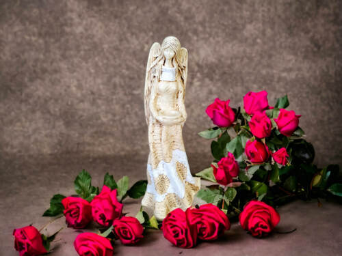 Anioł Genesis - stojący biały -  57 x 22 cm figurka dekoracyjna gipsowa