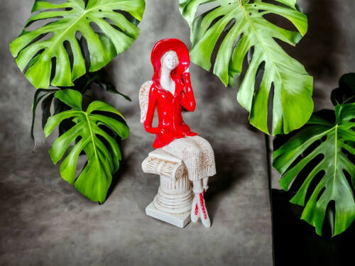 Aniołek Megan - czerwony -  20 x 9 cm figurka dekoracyjna gipsowa