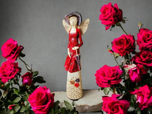 Figurka anioła Olivia - burgund -  32 x 15 cm figurka dekoracyjna