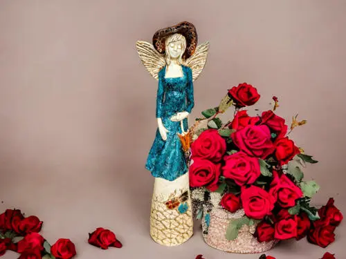 Figurka anioła 756 -  32 x 15 cm figurka dekoracyjna