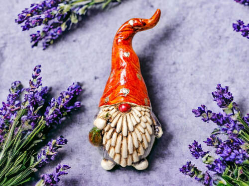 Skrzat Dobrosław - pomarańcz szary -  figurka dekoracyjna gipsowa 5 x 5 cm