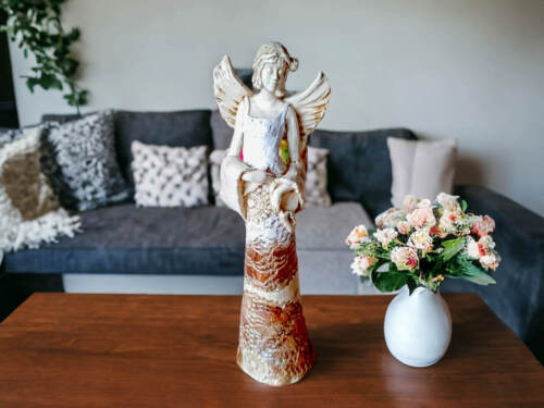 Anioł Frances - złoty -  30 x 14 cm figurka dekoracyjna gipsowa