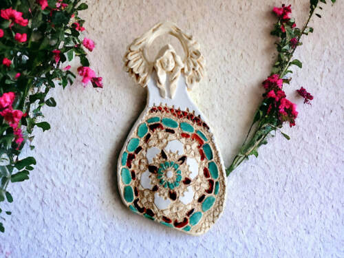 Anioł Obfitości - biały turkus -  31 x 16 cm figurka dekoracyjna gipsowa