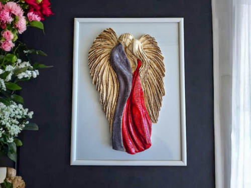 Zakochane Anioły + ramka - wiszące czerwone -  35 x 21 cm figurka dekoracyjna gipsowa