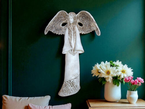 Anioł Clara - beżowy -  40 x 28 cm figurka dekoracyjna gipsowa