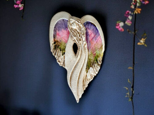 Anioł Cynthia Art Leaf -  30 x 17 cm figurka dekoracyjna gipsowa