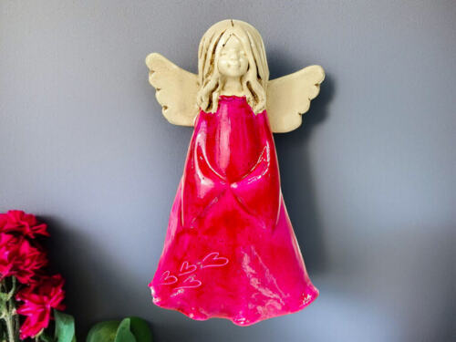 Anioł Monica - różowy -  18 x 10 cm figurka dekoracyjna gipsowa