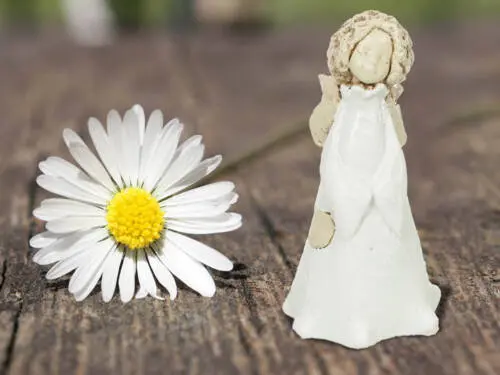 Figurka anioła Natalie - white -  17 x 5 cm figurka dekoracyjna