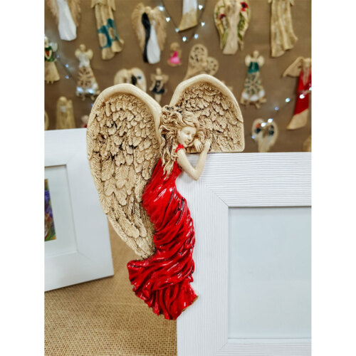 Anioł Andrea + Ramka - czerwony lewy -  19 x 11 cm figurka dekoracyjna gipsowa