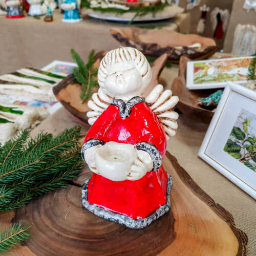 Anioł Anthony - czerwony -  10 x 18 cm figurka dekoracyjna gipsowa