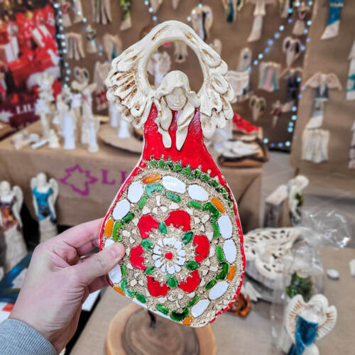 Anioł Obfitości - czerwony zielony -  31 x 16 cm figurka dekoracyjna gipsowa