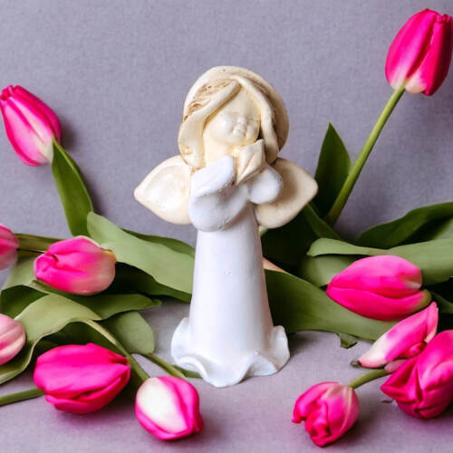 Aniołek Adam - stojący biały -  13 cm figurka dekoracyjna gipsowa