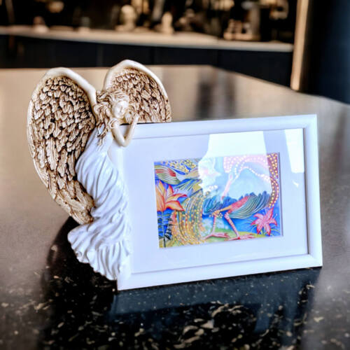 Andrea + Ramka - biała lewa -  13 x 18 cm figurka dekoracyjna gipsowa