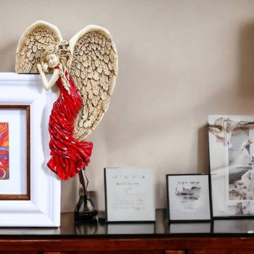 Anioł Andrea - czerwony prawy -  19 x 11 cm figurka dekoracyjna gipsowa