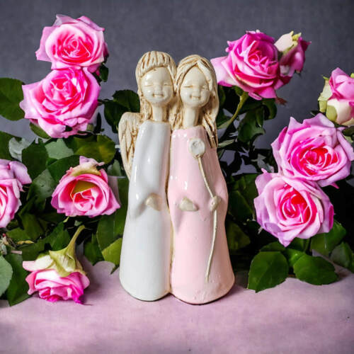 Anioł Apple & Ella - różowy -  18 x 10 cm figurka dekoracyjna gipsowa