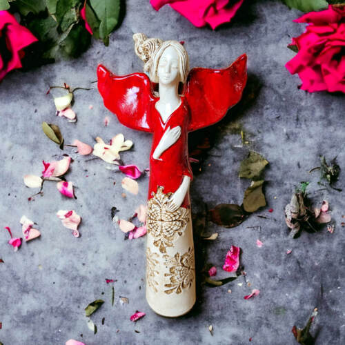 Anioł Celine - czerwony -  35 x 18 cm figurka dekoracyjna gipsowa