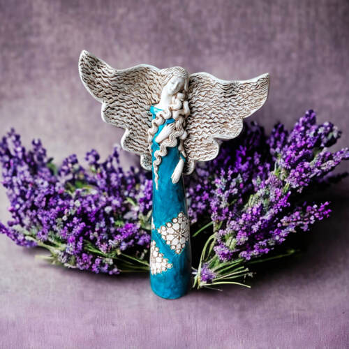 Anioł Dorothy - turkus -  45 x 30 cm figurka dekoracyjna gipsowa