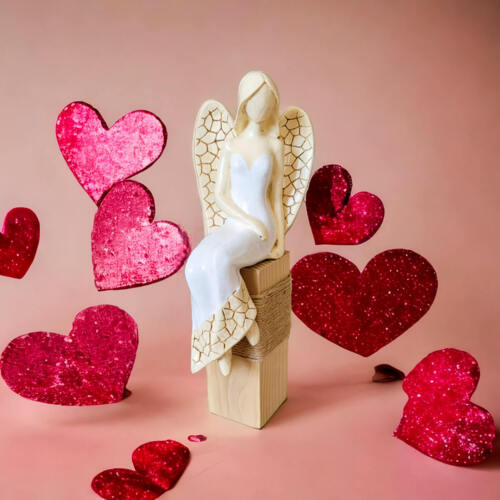 Anioł Emily - biały siedzący -  22 x 9 cm figurka dekoracyjna gipsowa