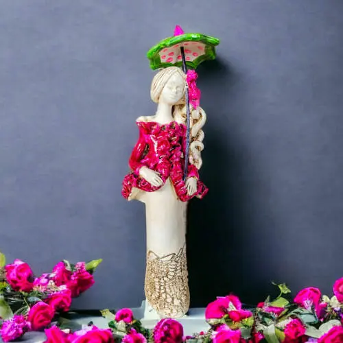 Figurka anioła Konstancja - fiolet -  32 x 10 cm figurka dekoracyjna