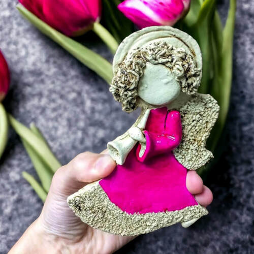 Liolinka z trąbką - różowa -  15 x 10 cm figurka dekoracyjna gipsowa