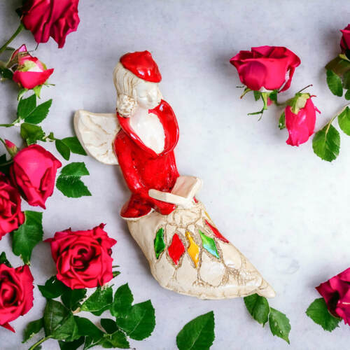 Aniołek Loretta - czerwony -  15 cm figurka dekoracyjna gipsowa