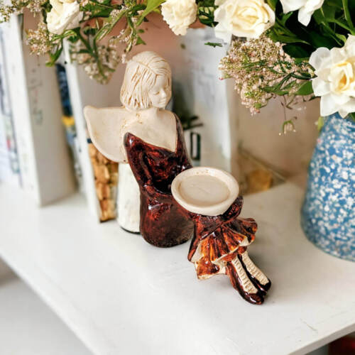 Aniołek Marion - brązowy -  15 cm figurka dekoracyjna gipsowa