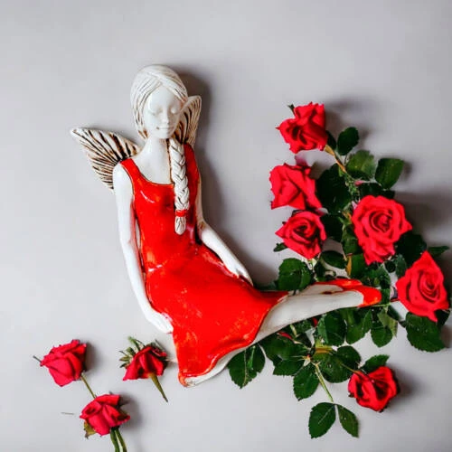 Figurka anioła Matilda - czerwona -  15 cm figurka dekoracyjna