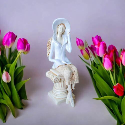 Aniołek Megan - biały -  20 x 9 cm figurka dekoracyjna gipsowa