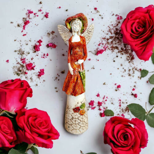 Anioł Olivia - pomarańcz -  32 x 15 cm figurka dekoracyjna gipsowa