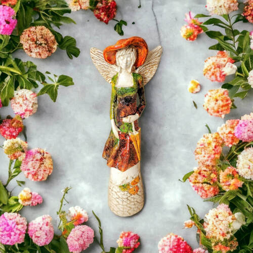 Anioł Olivia - brąz zielony -  32 x 15 cm figurka dekoracyjna gipsowa