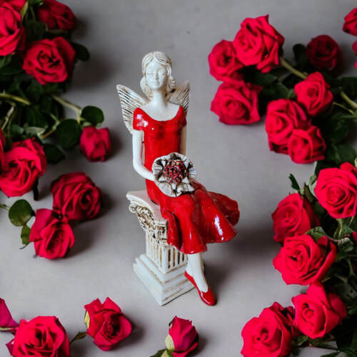 Aniołek Pauline - czerwony -  20 x 9 cm figurka dekoracyjna gipsowa