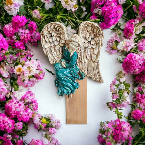 Anioł Pokory - turkus lewy -  15 x 11.5 cm figurka dekoracyjna gipsowa