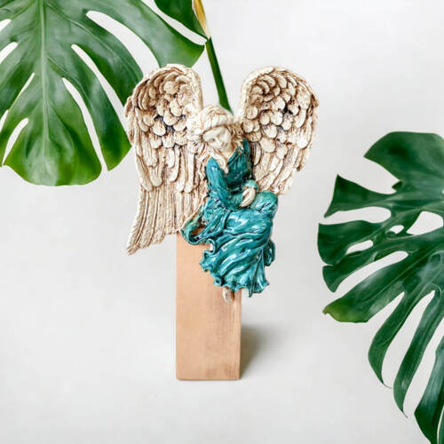 Anioł Pokory - turkus prawy -  15 x 11.5 cm figurka dekoracyjna gipsowa