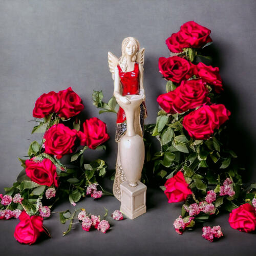 Anioł Suri - czerwony -  32 x 15 cm figurka dekoracyjna gipsowa