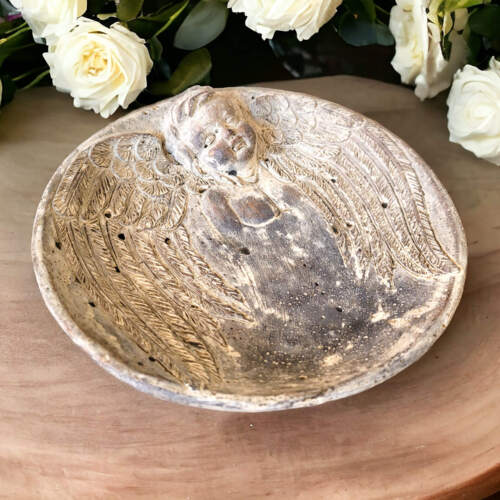 Misa taca ozdoba z aniołem - duża -  figurka dekoracyjna gipsowa