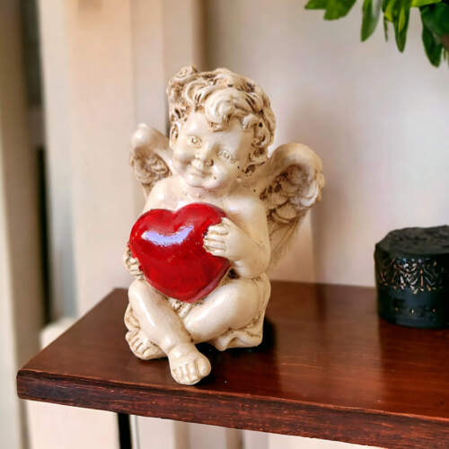 Aniołek Amorek - beżowy -  figurka dekoracyjna gipsowa