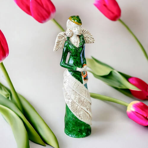 Anioł Charlotte - zielony ciemny -  32 x 15 cm figurka dekoracyjna gipsowa