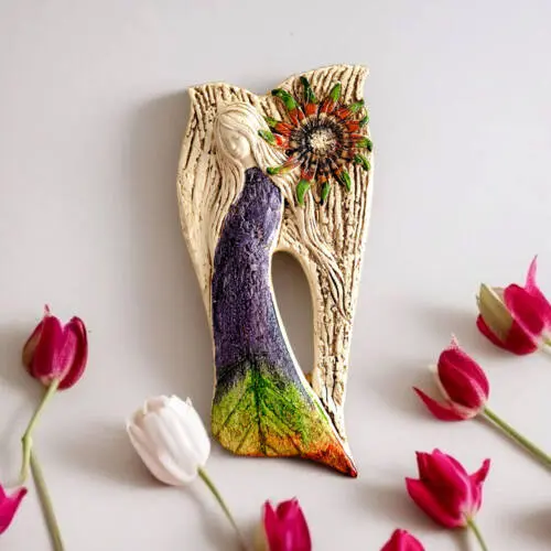 Figurka anioła Xenylla Art - fiolet -  figurka dekoracyjna 31 x 16 cm