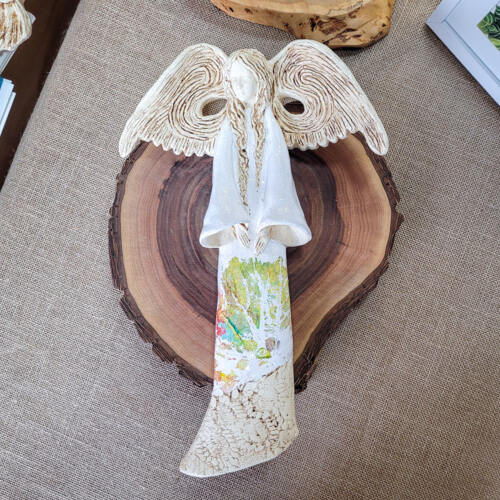 Anioł Clara Art Leaf - biała -  40 x 28 cm figurka dekoracyjna gipsowa