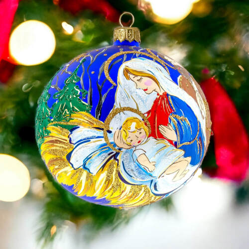 Szopka Maryja i Józef z Jezusem -  120 mm bombka choinkowa szklana 1 szt