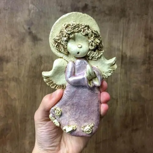 Figurka anioła 990 -  16 x 10 cm figurka dekoracyjna